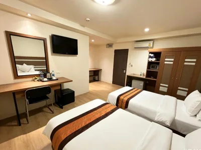 Budget Twin Room — patong v hotel